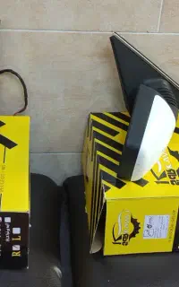 آیینه بغل