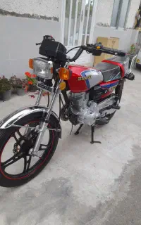 هندا ۲۰۰ همتاز