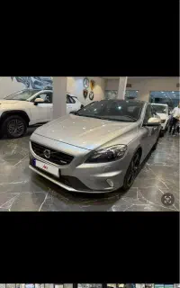 ولوو V40 مدل ۲۰۱۳