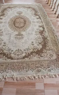 دوعدد فرش ۶و۱۲متری در حد نو
