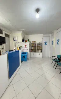 آموزشگاه زبان های خارجی چکامه