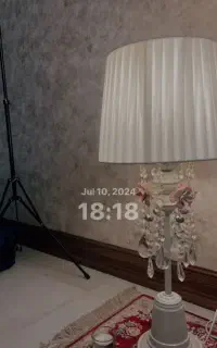 آباژور در حد نو برای اتاق نوجوان وجوان عالی