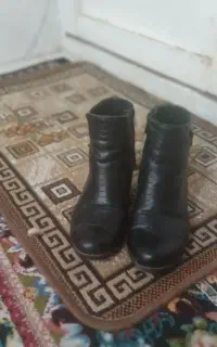 کفش ۳۷ درحد نو