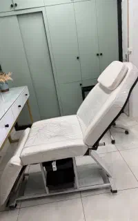 تخت مژه،تتو یا میکاپ و اصلاح