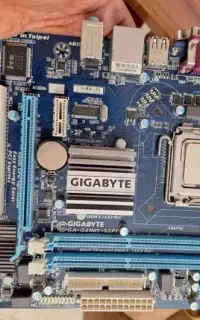 فروش مادربرد ddr2 و ddr3