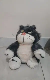 عروسک معروف لوسی