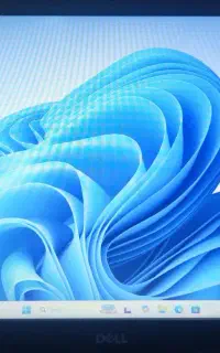 لپتاپ DELL
