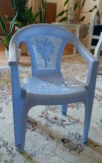 صندلی پلاستیکی کودک