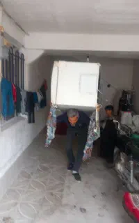 کارگر اسباب کشی