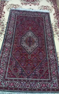 فرش دست بافت زرنیم