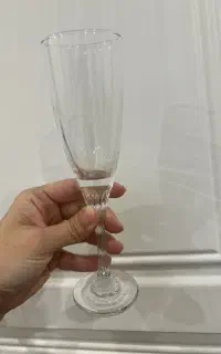 لیوان شامپاین خوری