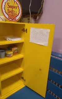 کمد با طبقه