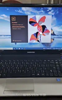 لپ تاپ سامسونگSAMSUNG NP300 سیپیو intel i5 گرافیک
