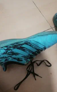 کفش ورزشی