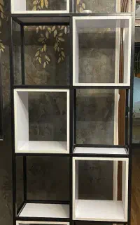 دکور و استند فلزی