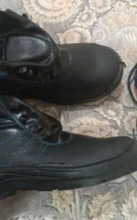 کفش ایمنی