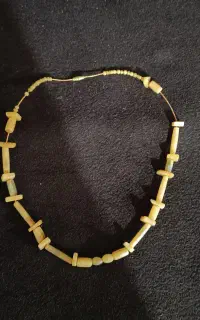 تعدادی گردنبند