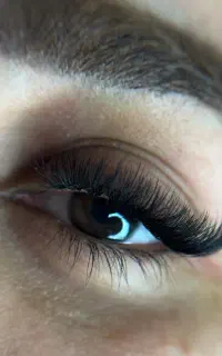 استخدام اکستنشن مژه