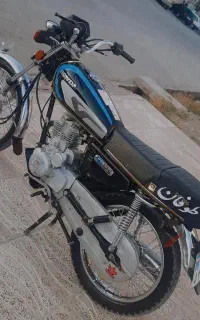 موتور هوندا ۱۲۵ پلاک ملی استارتی