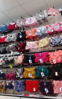 واگذاری مغازه لباس زیر زنانه