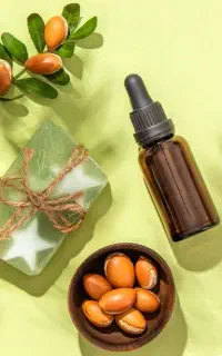 استخدام کارآموز و ویزیتور عطاری و محصولات