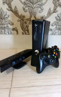 همراه کینکت و ۲ دسته اصلی (فول بازی) Xbox 360