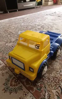 ماشین اسباب بازی