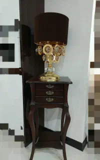 آباژور و میز تلفن نو و سالم‌