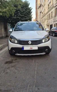 رنو ساندرو استپ وی اتوماتیک