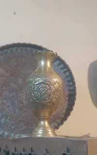 گلدان برنزی قلمزنی  کلکسیونی