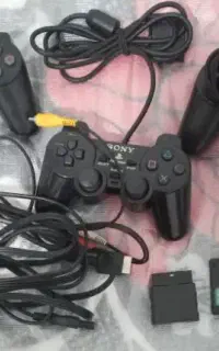 دستگاه PS2 دودسته سیمی یک دسته بیسیمی