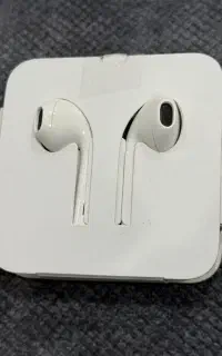 هندزفری با سیم EarPods اپل با پورت لایتنینگ
