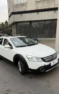یک دستگاه خودروی دانگ فنگ H30 گراس مدل 96