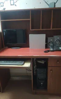 میز کامپیوتر