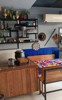 پرسنل ساده جهت کار در کافه
