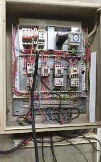 تعمیرات تخصصی انواع سردخانه و چیلرهای