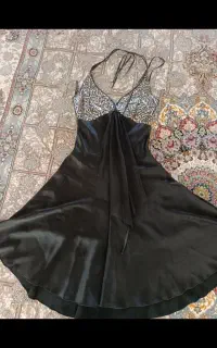 پیراهن دخترانه