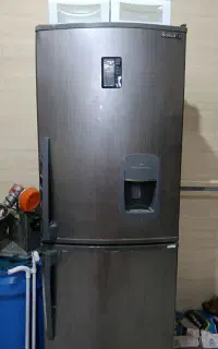پله پول ‌‌‌‌.  یخچال فریزر