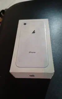 آیفون 8