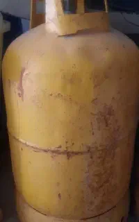 کپسول گاز زرد