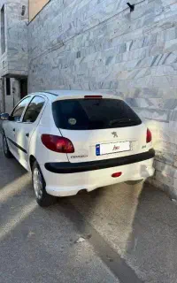 ۲۰۶ مدل ۱۴۰۰ بیرنگ