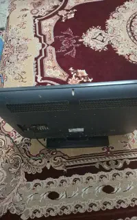 السی دی ۳۲ اینچ