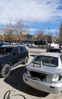 شیشه اتومبیل