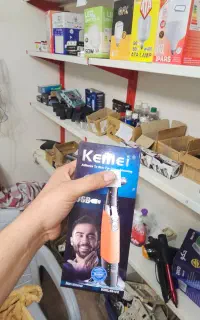 بادی گروم یا ژیلت برقی