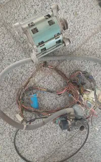 موتور و تایمر و سایر لوازم ماشین لباسشویی حایر