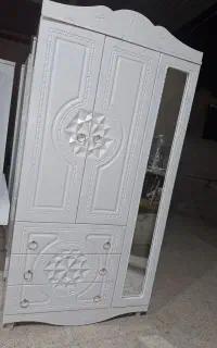 کمد وکیوم سه درب سه کشو