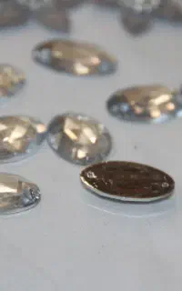 نگین دوختی گل ربانی