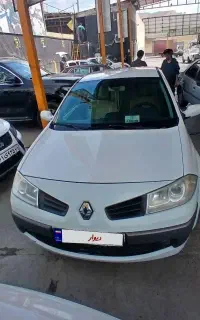 مگان ۲۰۰۰ اتومات