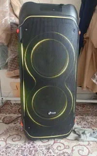 اسپکیر بزرگ بیس دار مجلس گردون