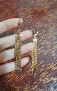 گوشواره رنگ ثابت